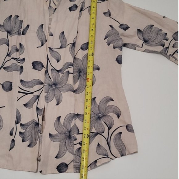 Italian Linen Cardigan Shirt With Print - Picture 10 of 10